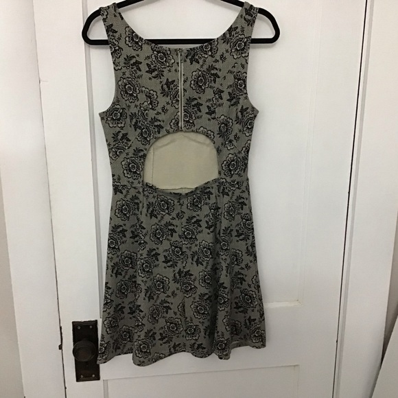 American Eagle Dress - Picture 2 of 9